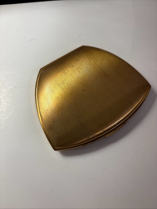 Vintage Gold-Tone Decorative Compact with Leaping Deer Motif MCM Elgin - Picture 3 of 3